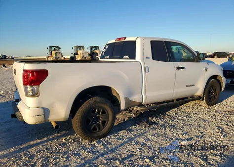 2010 Toyota Tundra Double Cab Sr5 z USA, uszkodzony, nr VIN 5TFRM5F13AX005081
